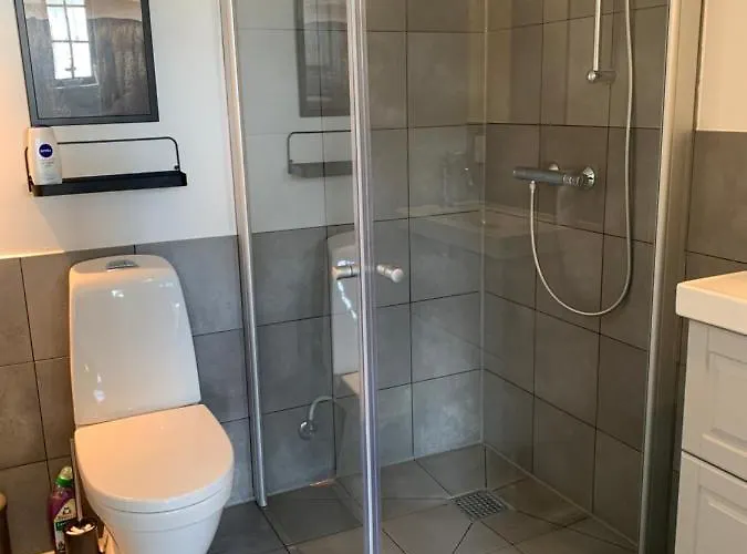 Mariegaardens Gaestehuse 3* Хиллерёд
